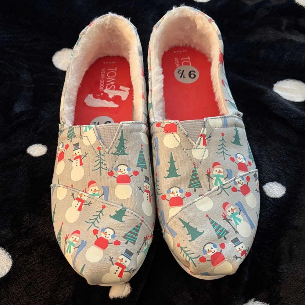 TOMS Winter Snowman Print Shoes